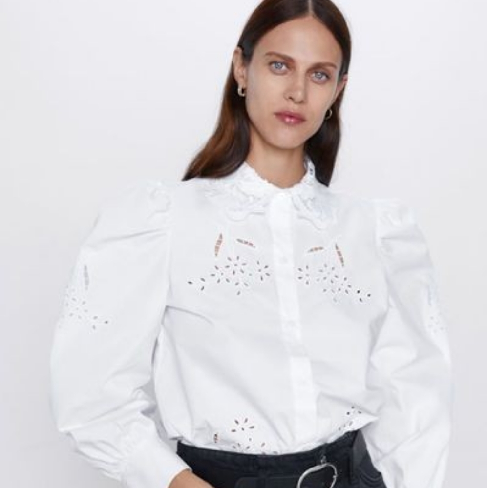 Zara Poplin Shirt Blouse in White - Medium